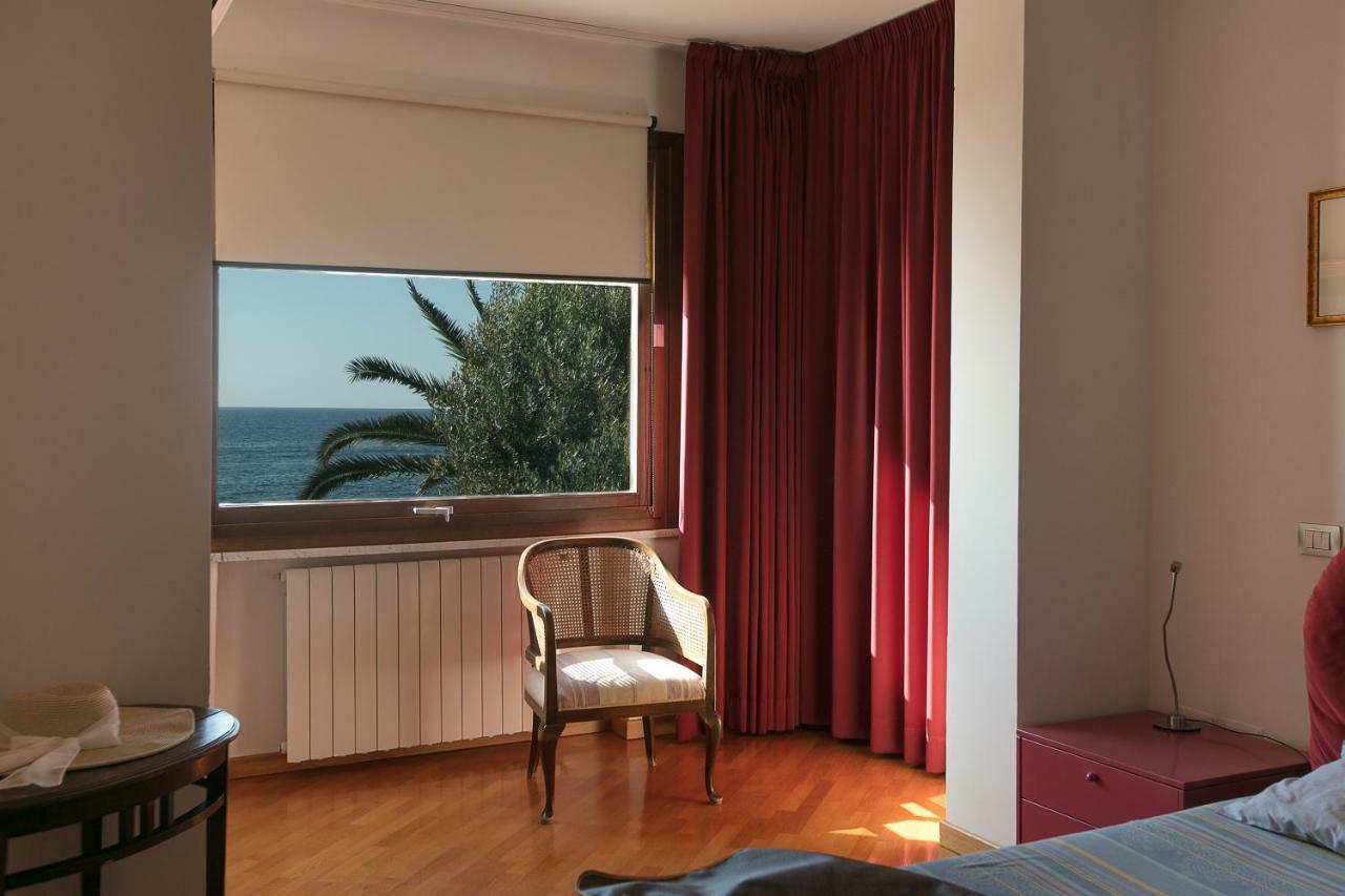 Villa Del Mar Quartu Sant'Elena Bagian luar foto
